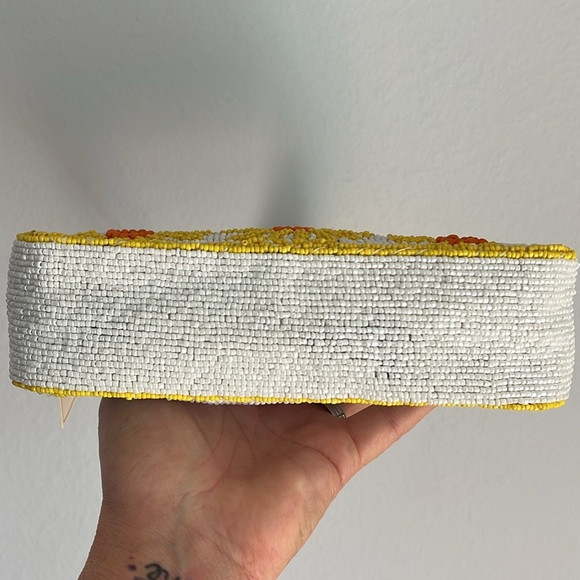 🌼 Sol & Mer Daisy/Sunflower Beaded Shoulder Bag 🌼 - Picture 8 of 10